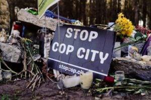 The US government wants to prosecute a protester for using a privacy-focused phone OS