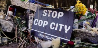 The US government wants to prosecute a protester for using a privacy-focused phone OS